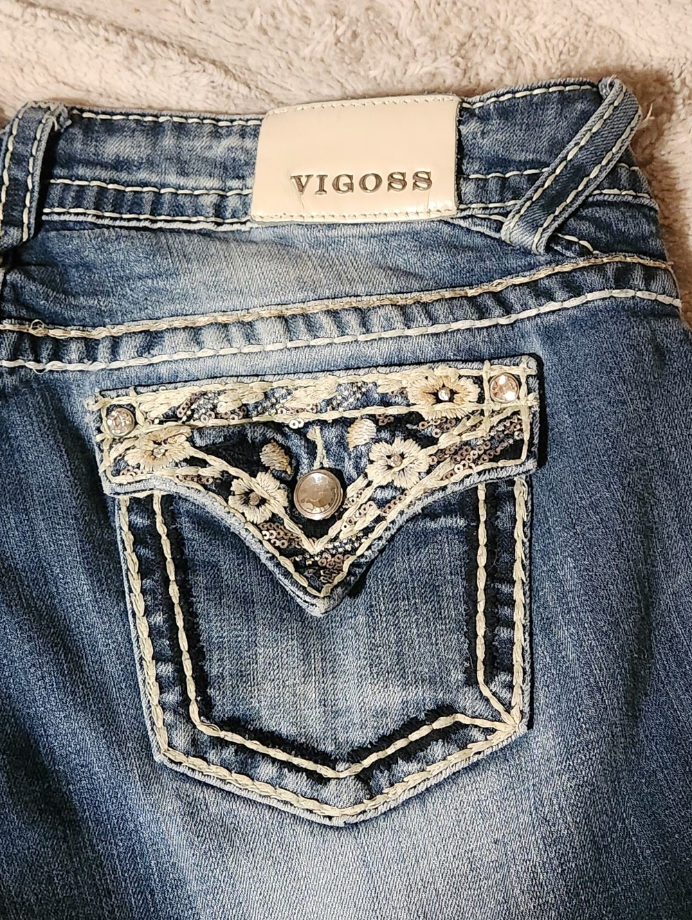 VIGOSS The New York Capri Jeans Womens Size 16  Mid-Rise Embellished Embroidered - Picture 15 of 16